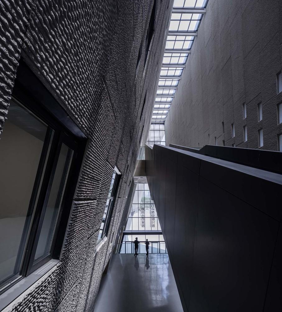 24-B%E5%8E%9F%E5%9B%BE.jpg 24-B%E5%8E%9F%E5%9B%BE.jpg