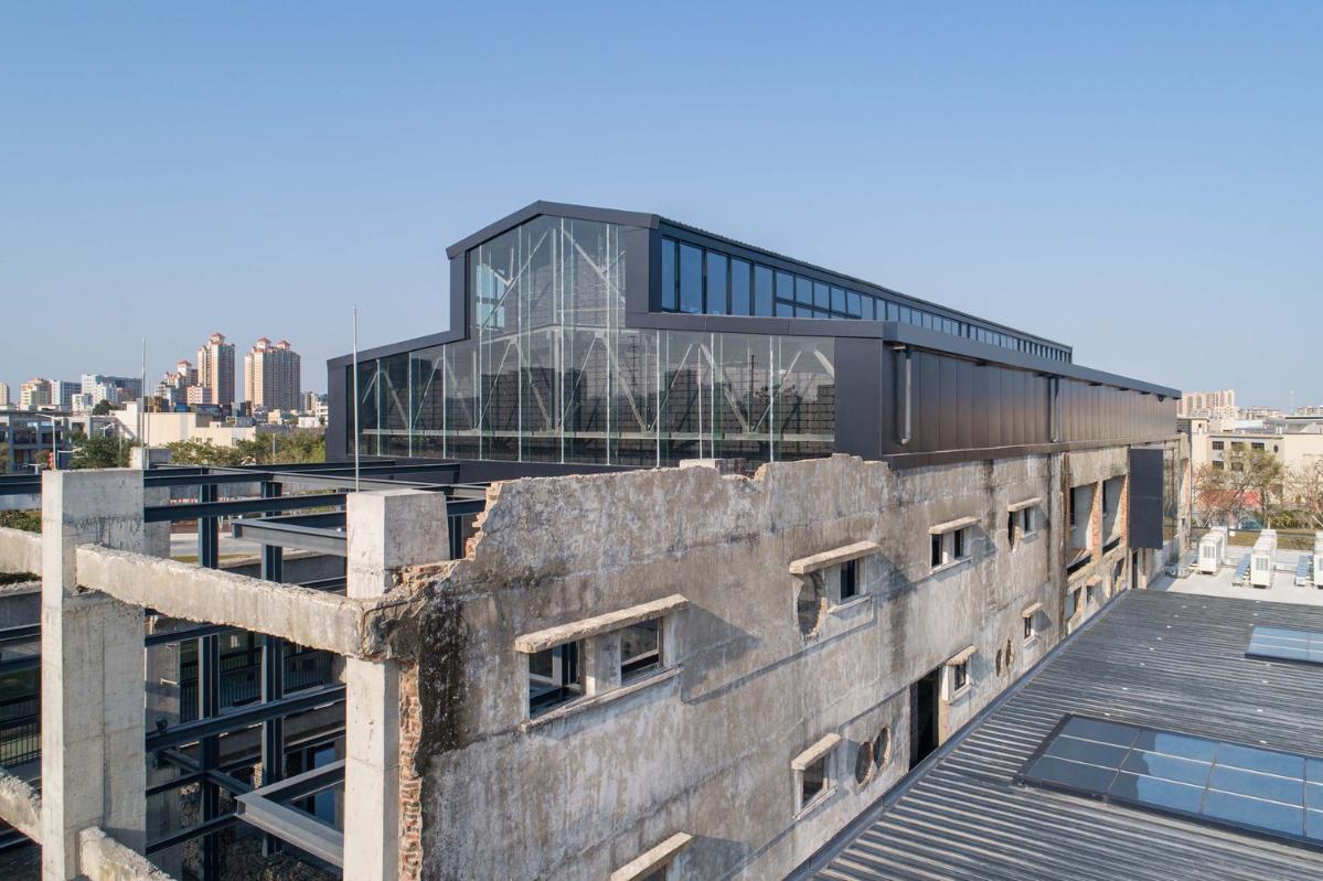 reserved_walls.jpg reserved_walls.jpg